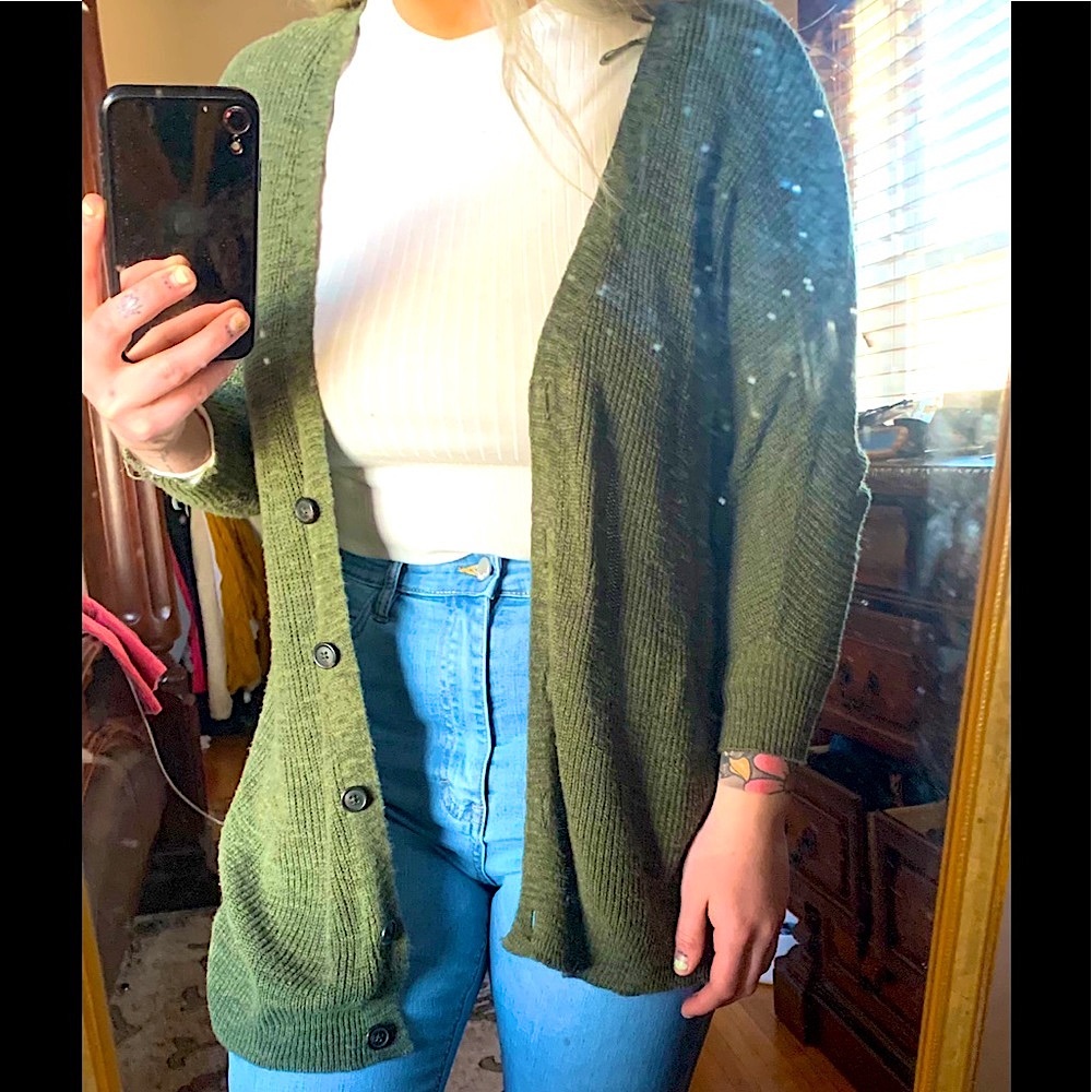 American Eagle cardigan